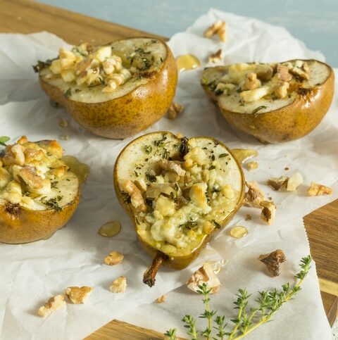 roasted pears with blue cheese and pine nuts 2